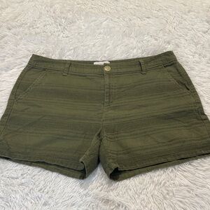 LIZ CLAIBORNE CLASSIC SIZE 12 Olive Green Women's Shorts